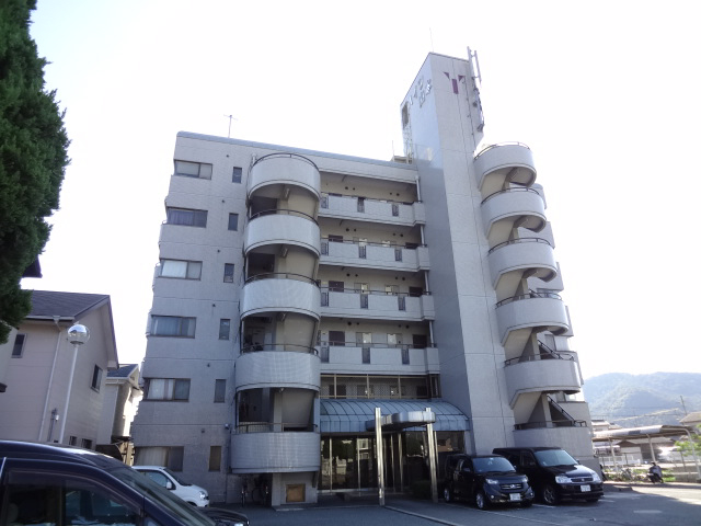 ハイツ山本