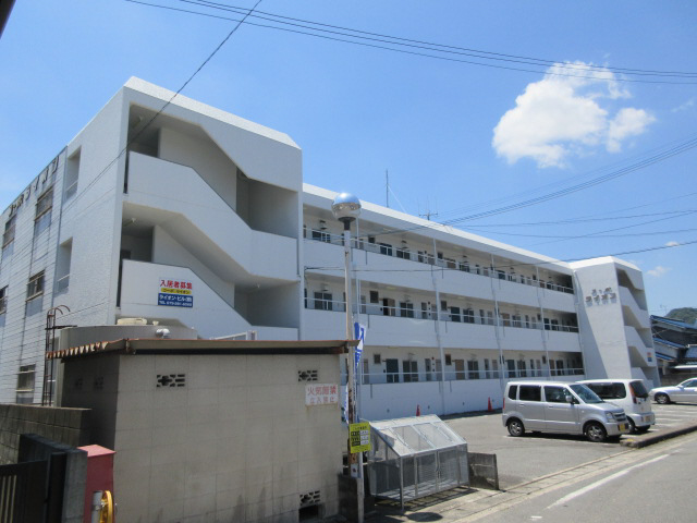 コーポライオン