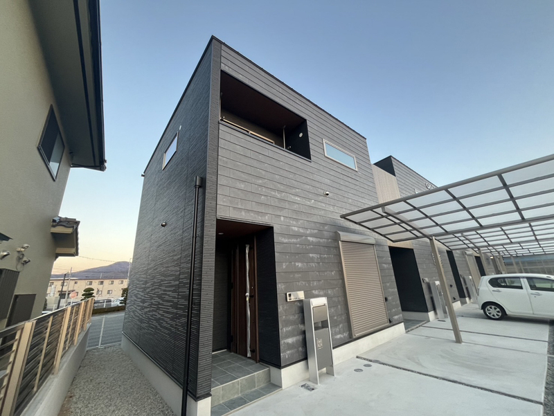 CASA+TOMINAGA