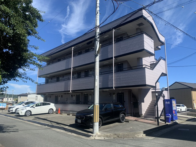 西三木マンションB