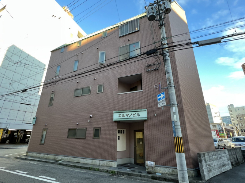 エルマノビル