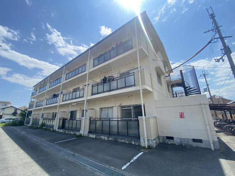 サニーハイム山氏浦　B棟