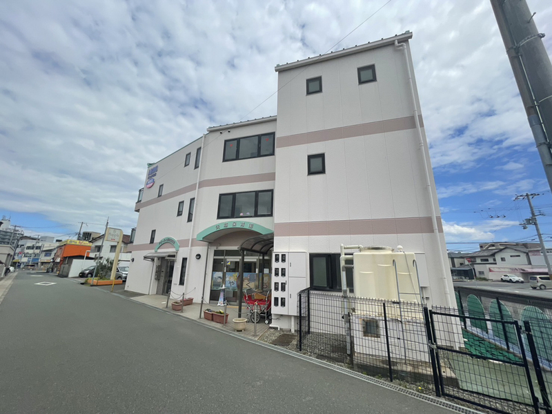 アビックス英賀保駅前