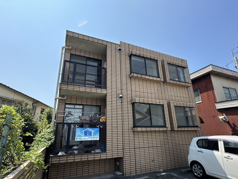 イーストハイツ