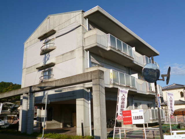 サンシャイン山下　B棟