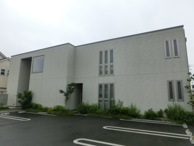 シャーメゾン岡寺