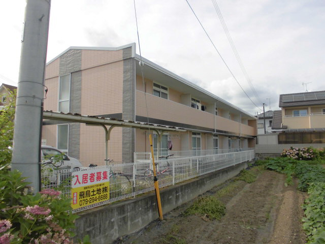 物件番号:1050097074 敷金・礼金ゼロ！！バス・トイレ別でこの家賃！！エアコン付き。