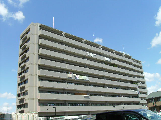 ロワイヤル東今宿