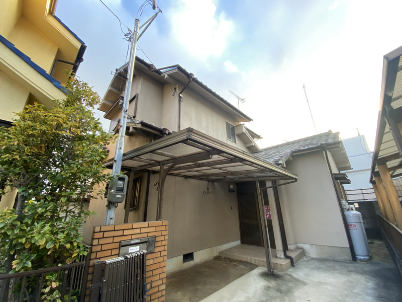 真砂町貸家
