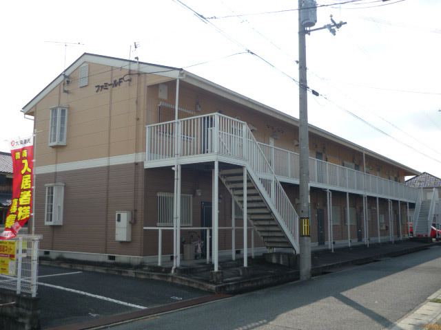 ファミールＦ