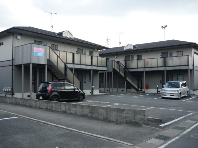 ファミール富永ＡＢ