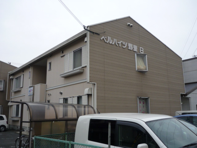 ベルハイツ野里