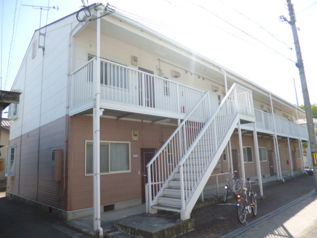 ファミール吉田